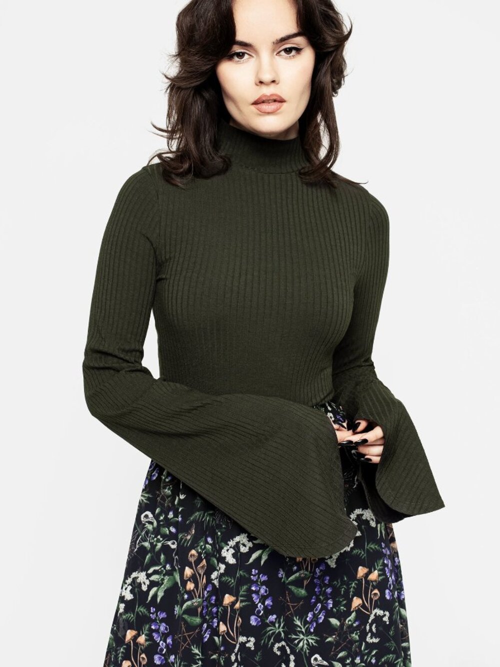 Disturbia Green Ribbed Flared Sleeve Top Sz 6